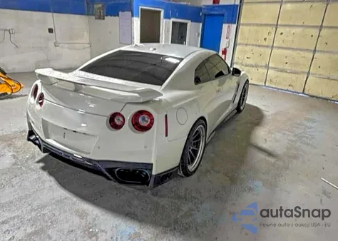 2020 Nissan Gt-R Pure z USA, uszkodzony, nr VIN JN1AR5EF7LM100066